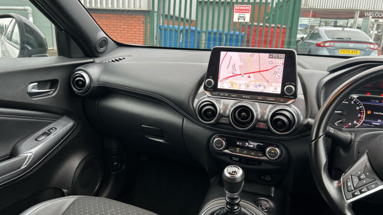 Nissan Juke 1.0 DiG-T 114 N-Connecta 5dr Petrol Hatchback